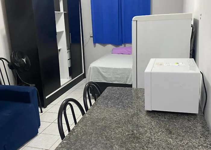 Kitinete Perto Da Praia E Shopping Brisamar Em Sao Vicente, Na Biquinha, Temporada E Mensal Tudo Incluso, Mobiliado, Wi Fi, Ventilador, Elevador, Horario Flexivel