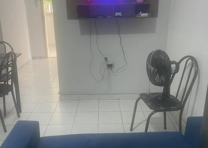 Kitinete Perto Da Praia E Shopping Brisamar Em Sao Vicente, Na Biquinha, Temporada E Mensal Tudo Incluso, Mobiliado, Wi Fi, Ventilador, Elevador, Horario Flexivel